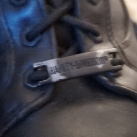 Harley Davidson 8.5 womens - Picture 3 of 3